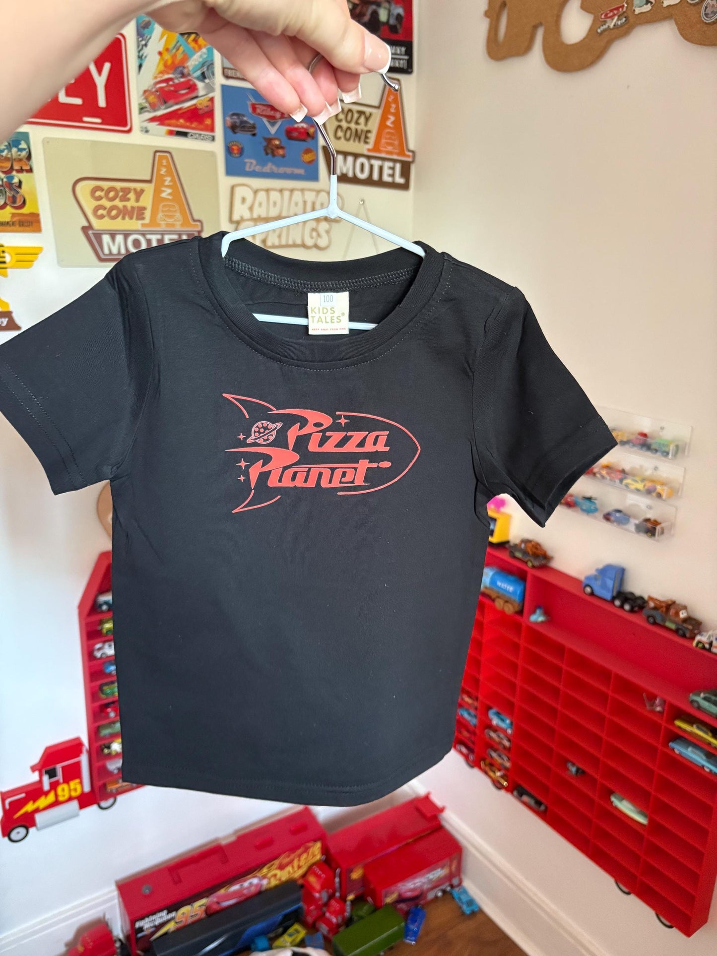 Pizza Planet Toy Story Alien Kids T-Shirt | Woody Buzz Disney Pixar Graphic Tee | Boys Girls Unisex Top