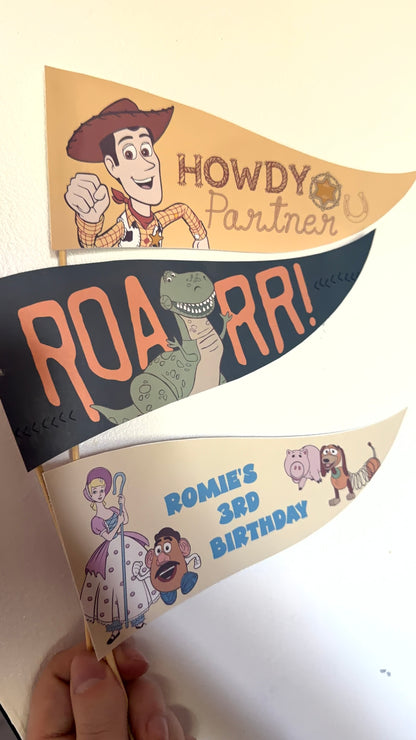Personalised Toy Story Party Centrepieces & Pennants | Kids Birthday Party Decorations | Table Decorations